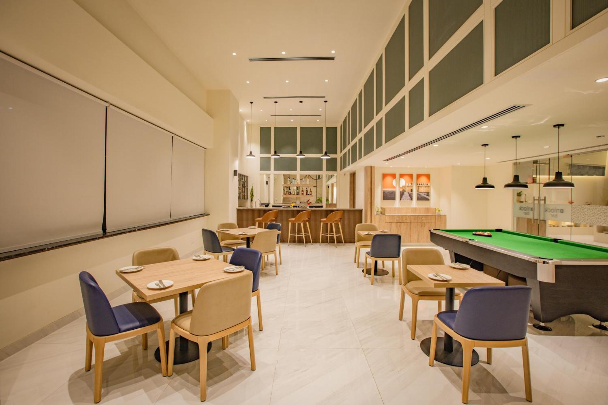 Keys Prima By Lemon Tree Hotels, Pimpri, Pune Buitenkant foto