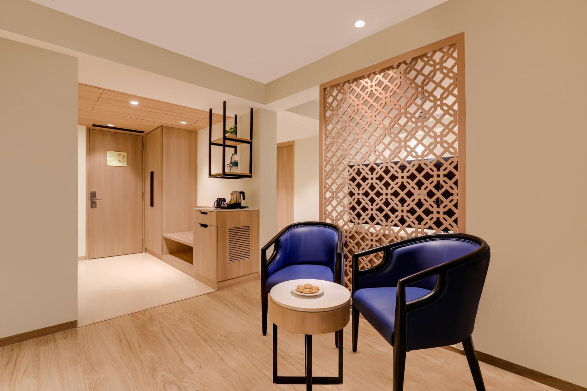 Keys Prima By Lemon Tree Hotels, Pimpri, Pune Buitenkant foto