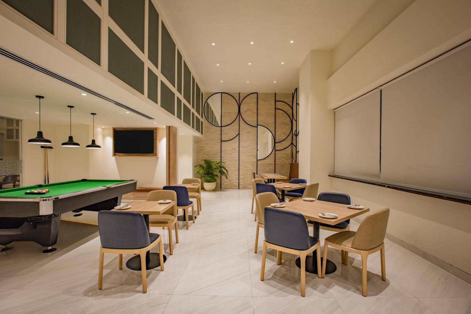 Keys Prima By Lemon Tree Hotels, Pimpri, Pune Buitenkant foto