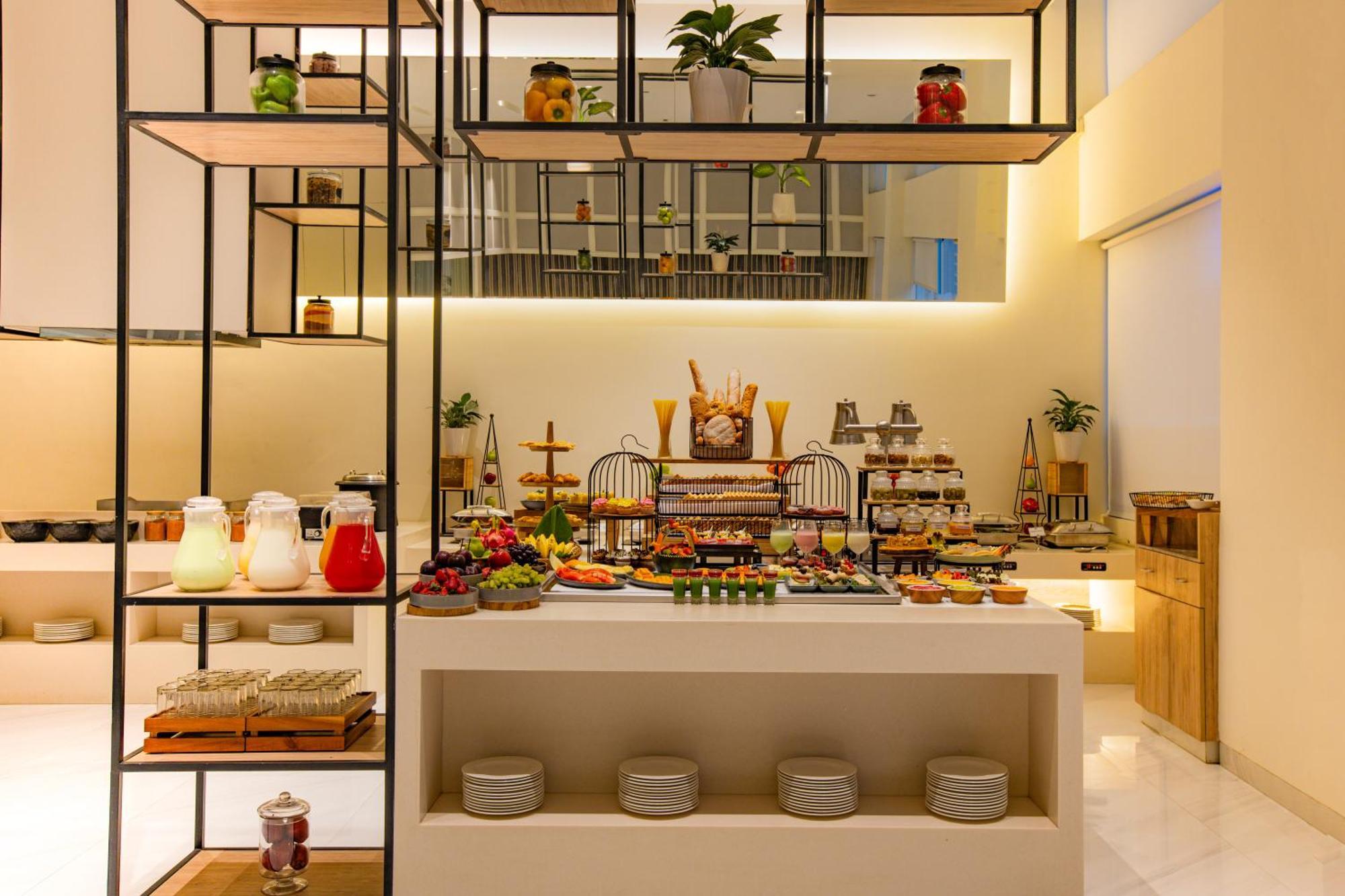 Keys Prima By Lemon Tree Hotels, Pimpri, Pune Buitenkant foto