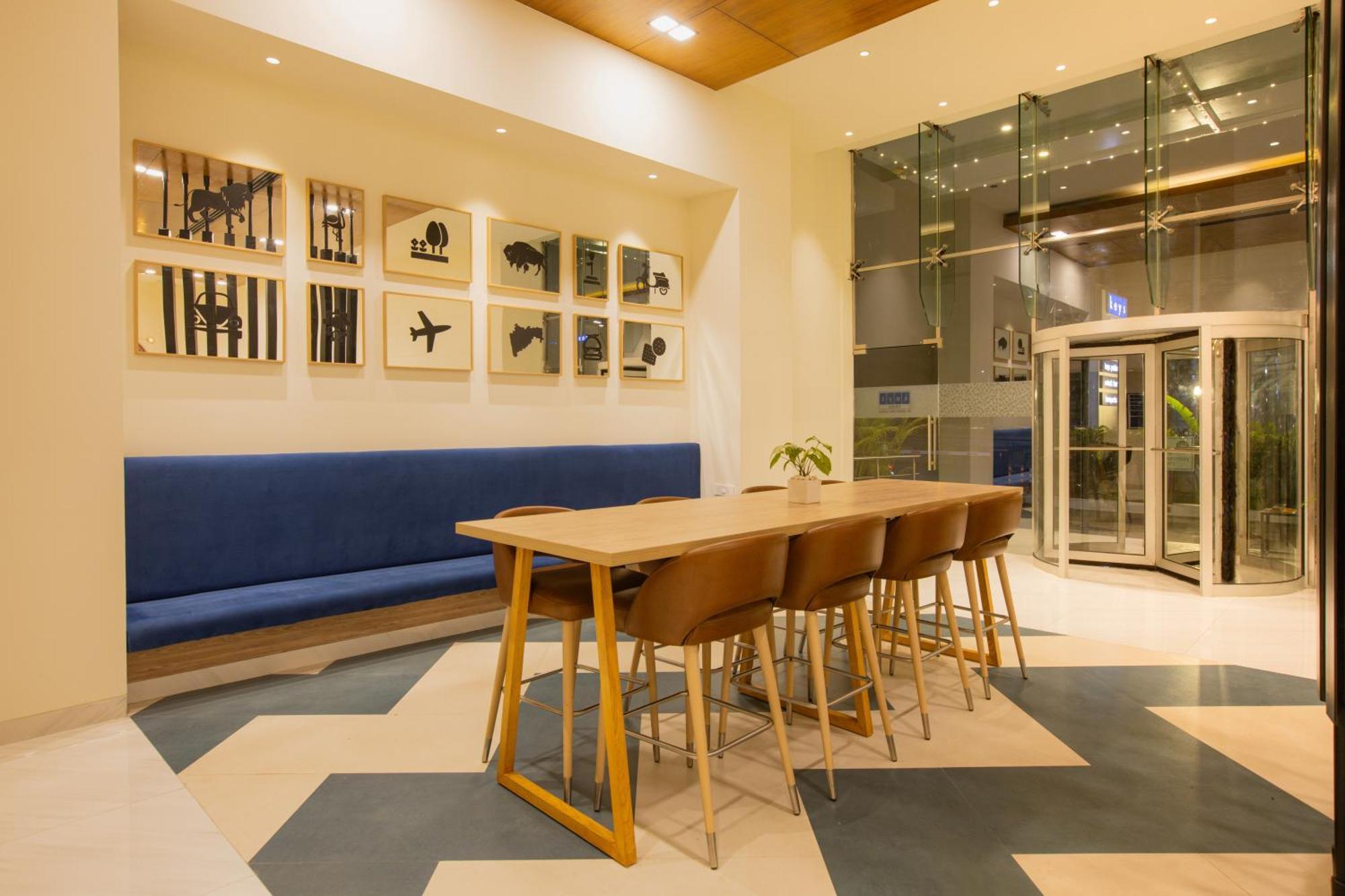 Keys Prima By Lemon Tree Hotels, Pimpri, Pune Buitenkant foto