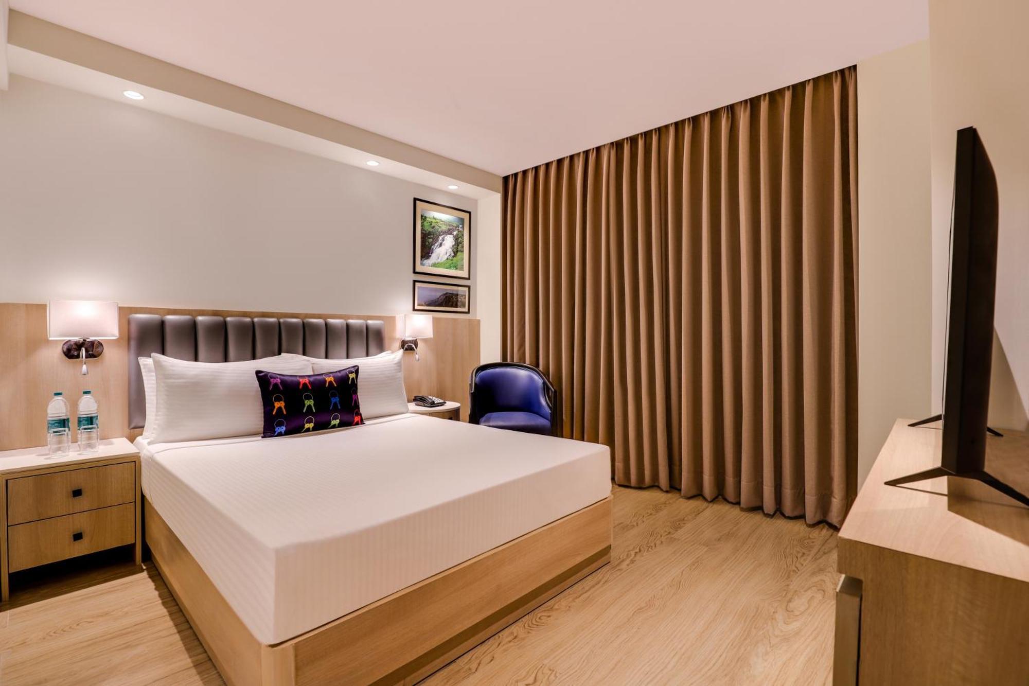 Keys Prima By Lemon Tree Hotels, Pimpri, Pune Buitenkant foto