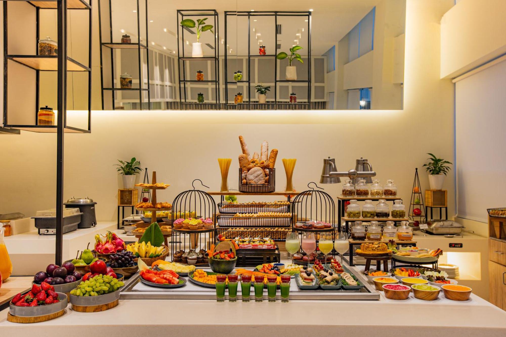 Keys Prima By Lemon Tree Hotels, Pimpri, Pune Buitenkant foto