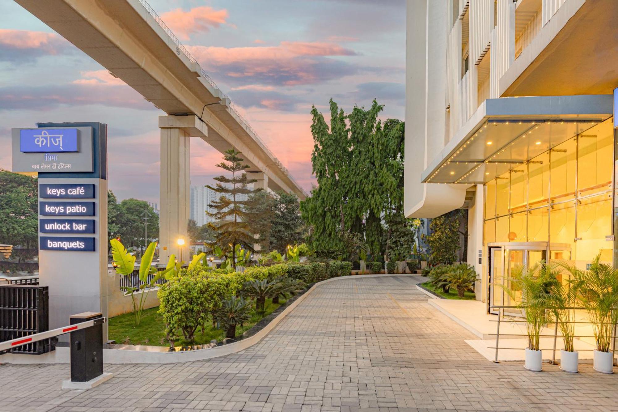 Keys Prima By Lemon Tree Hotels, Pimpri, Pune Buitenkant foto