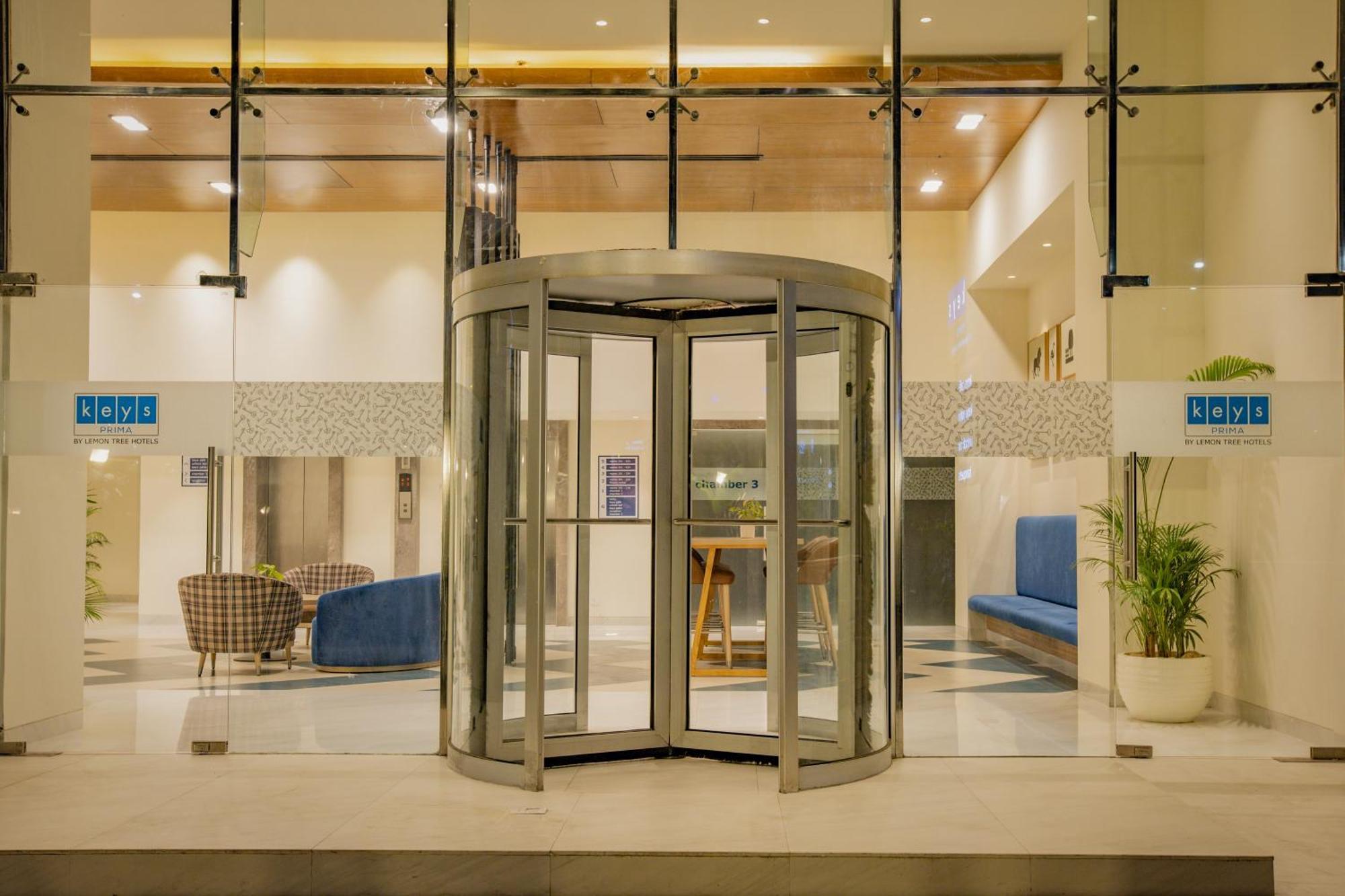 Keys Prima By Lemon Tree Hotels, Pimpri, Pune Buitenkant foto